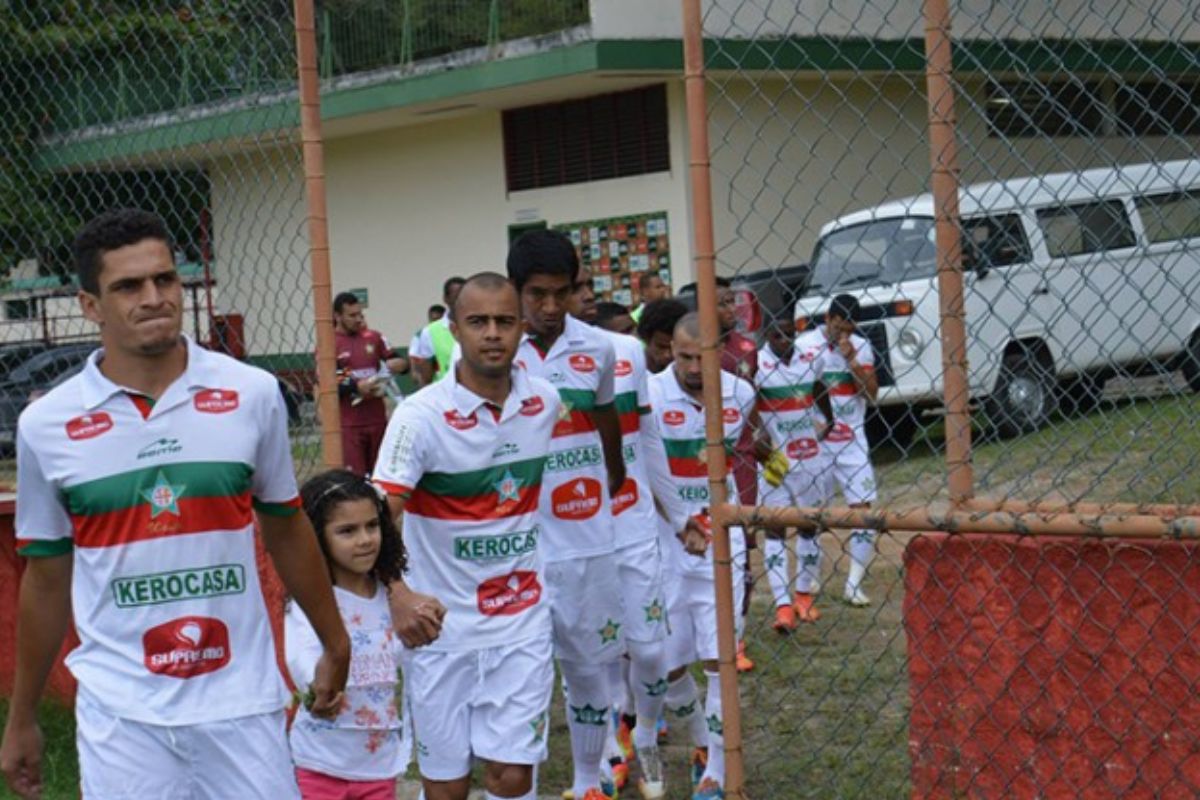 MEIA DA PORTUGUESA FAZ PREVISÃO DE JOGO COMPLICADO CONTRA ELENCO ALTERNATIVO DO FLAMENGO